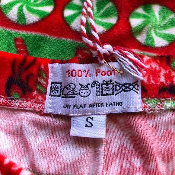 100% Poof Christmas Leggings Red Stretch Cotton Fair Isle Print Womens Small NWT - Picture 9 of 12